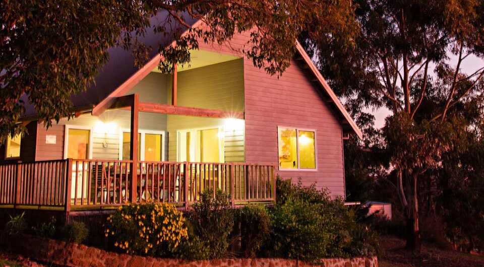 Dragonfly Cottage at twilight